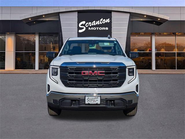 Photo of 2025 Summit White GMC Sierra 1500