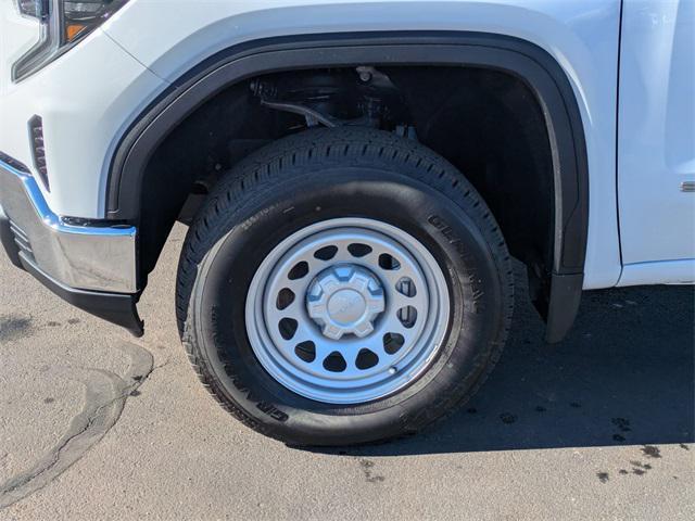 Photo of 2025 Summit White GMC Sierra 1500