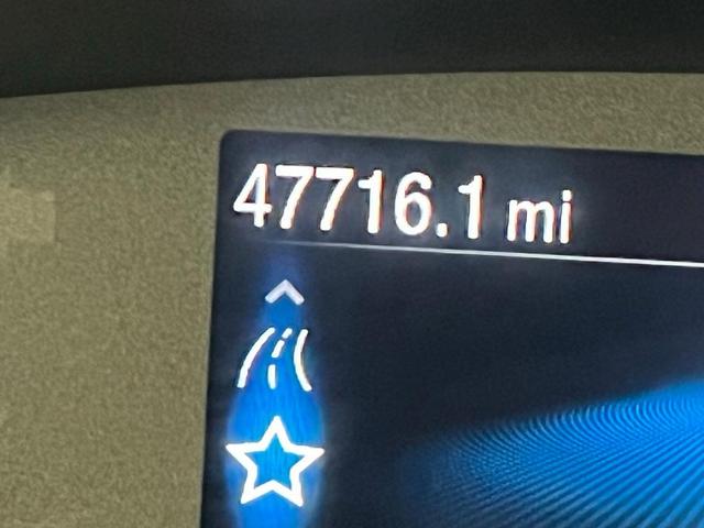 Photo of 2022 Oxford White Ford Escape