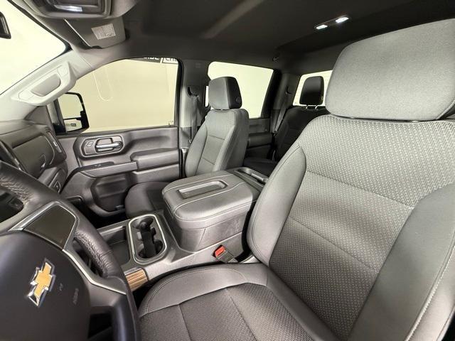 Photo of 2021 Red Chevrolet Silverado 2500
