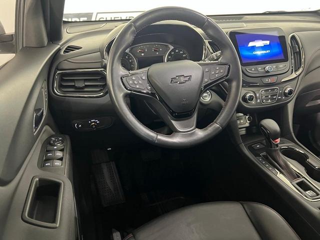 Photo of 2022 Summit White Chevrolet Equinox