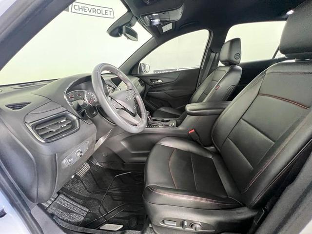 Photo of 2022 Summit White Chevrolet Equinox