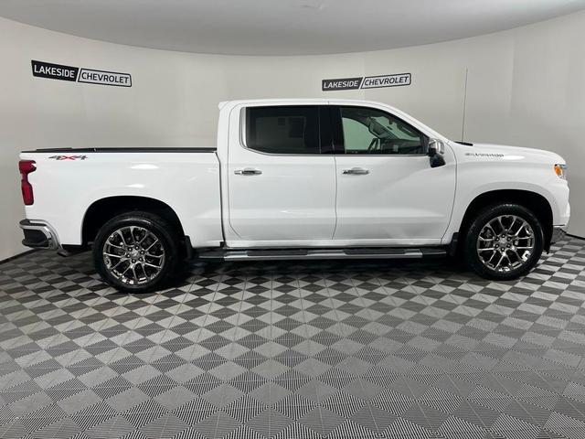 Photo of 2025 Summit White Chevrolet Silverado 1500
