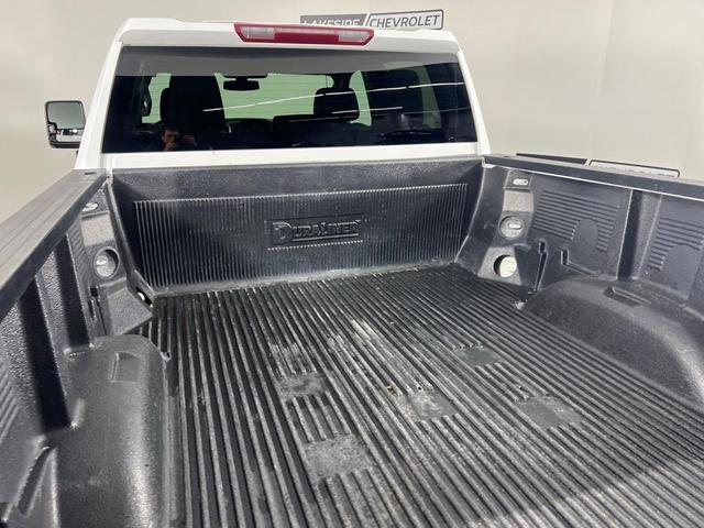 Photo of 2022 Summit White Chevrolet Silverado 2500