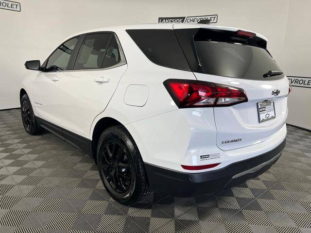 Photo of 2022 Summit White Chevrolet Equinox