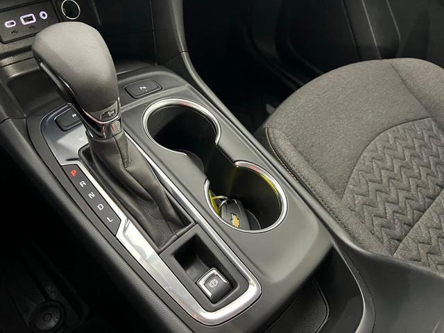 Photo of 2022 Summit White Chevrolet Equinox