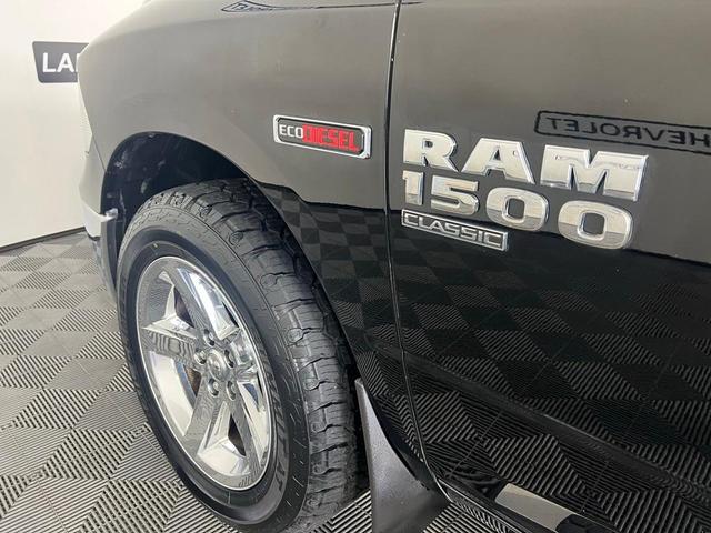 Photo of 2019 Diamond Black RAM 1500 Classic