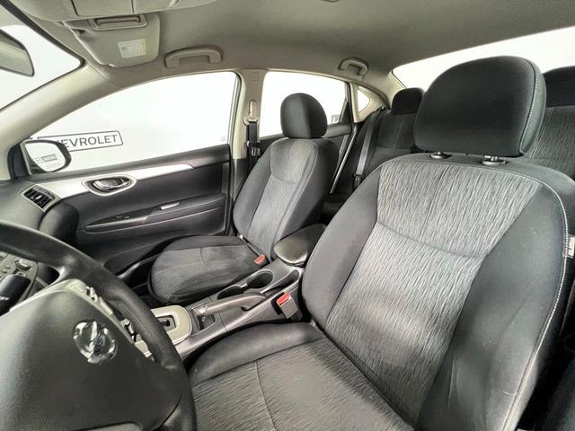 Photo of 2014 Magnetic Gray Nissan Sentra