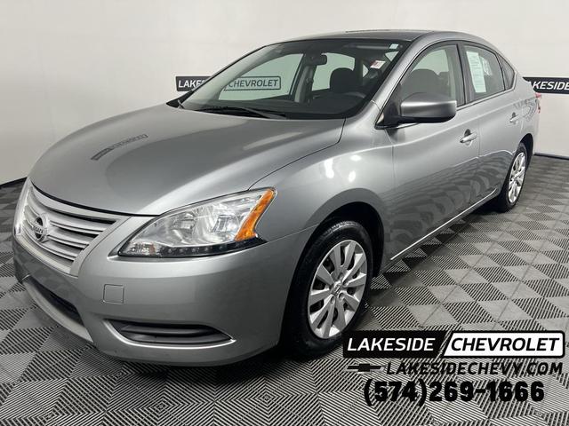 Photo of 2014 Magnetic Gray Nissan Sentra