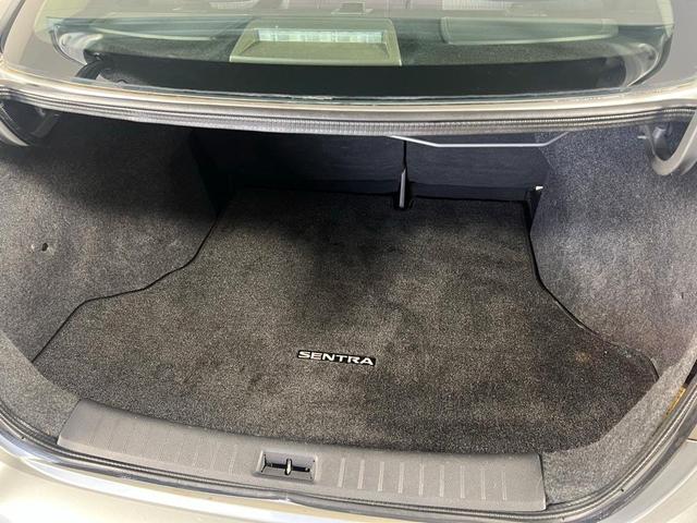 Photo of 2014 Magnetic Gray Nissan Sentra
