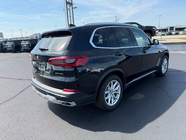 Photo of 2020 Black Sapphire Metallic BMW X5