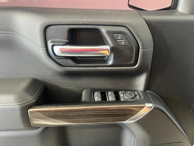 Photo of 2019 Summit White Chevrolet Silverado 1500