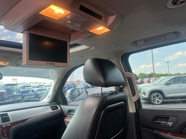 Photo of 2011 Silver Lining Metallic Cadillac Escalade ESV