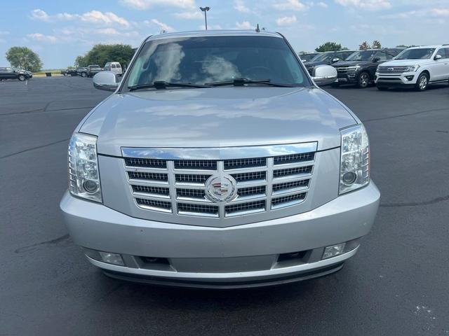 Photo of 2011 Silver Lining Metallic Cadillac Escalade ESV