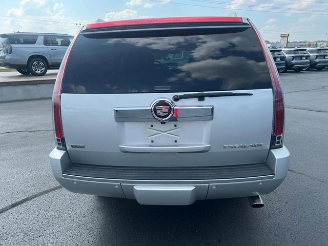 Photo of 2011 Silver Lining Metallic Cadillac Escalade ESV
