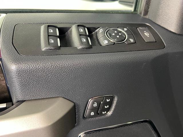 Photo of 2022 Black Ford F-250