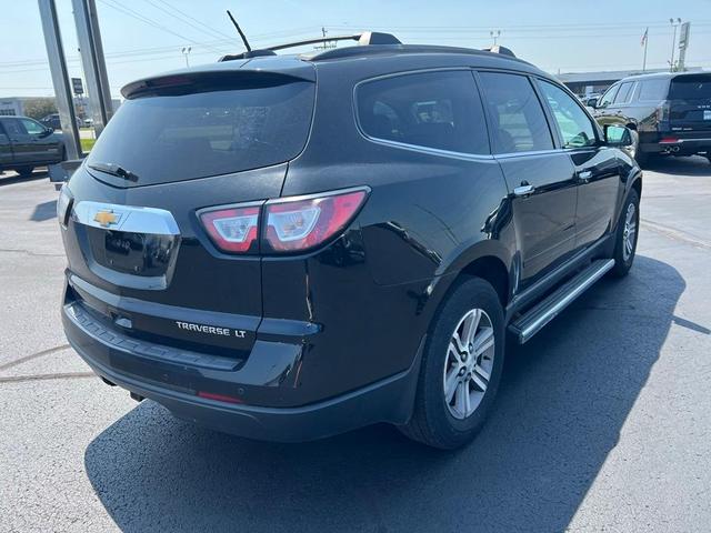 Photo of 2016 Mosaic Black Metallic Chevrolet Traverse