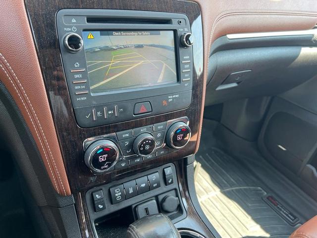 Photo of 2016 Mosaic Black Metallic Chevrolet Traverse
