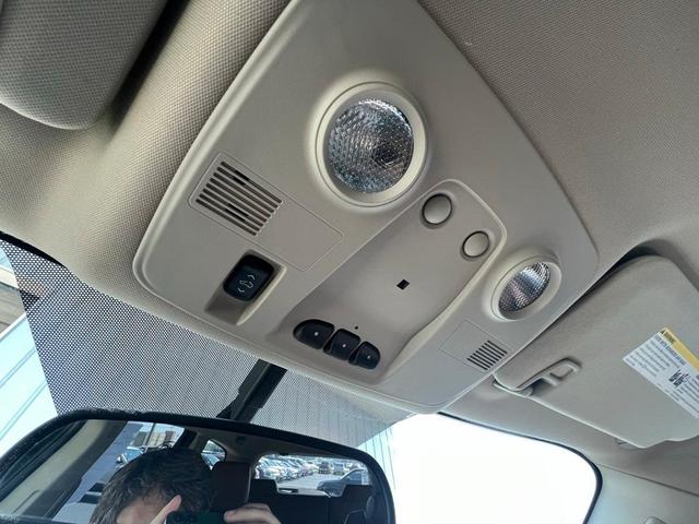 Photo of 2016 Mosaic Black Metallic Chevrolet Traverse