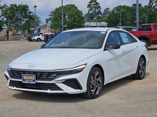 Photo of 2025 White Hyundai ELANTRA HEV