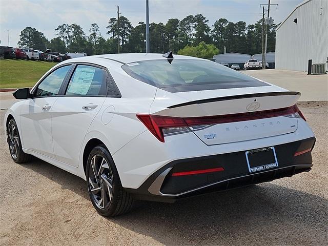 Photo of 2025 White Hyundai ELANTRA HEV