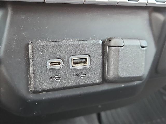Photo of 2020 Onyx Black GMC Sierra 1500