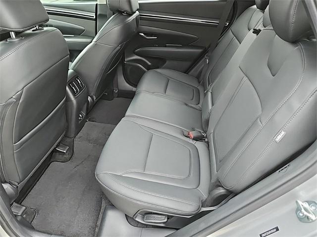 Photo of 2024 Shimmering Silver Hyundai TUCSON