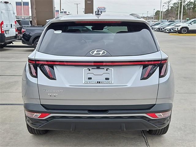 Photo of 2024 Shimmering Silver Hyundai TUCSON