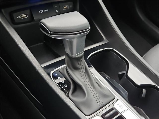 Photo of 2024 Shimmering Silver Hyundai TUCSON