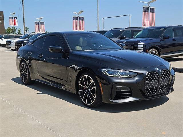 Photo of 2021 Black Sapphire Metallic BMW M440