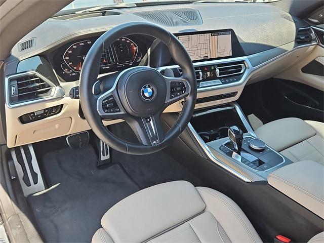 Photo of 2021 Black Sapphire Metallic BMW M440