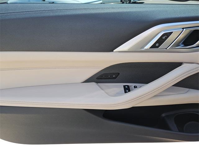 Photo of 2021 Black Sapphire Metallic BMW M440