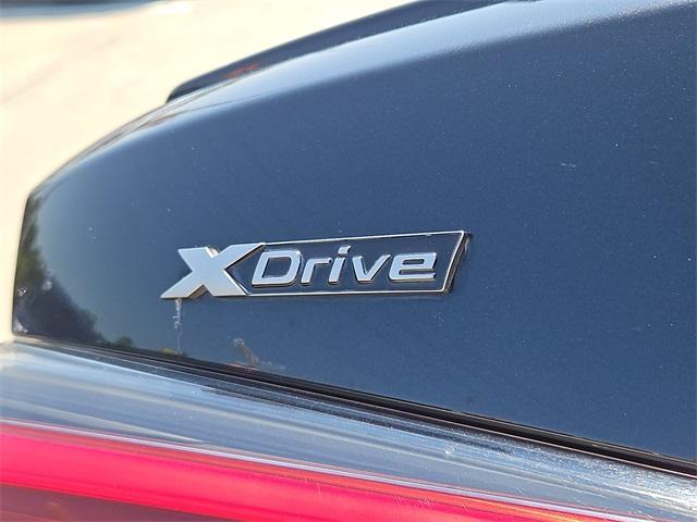 Photo of 2021 Black Sapphire Metallic BMW M440