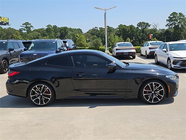 Photo of 2021 Black Sapphire Metallic BMW M440