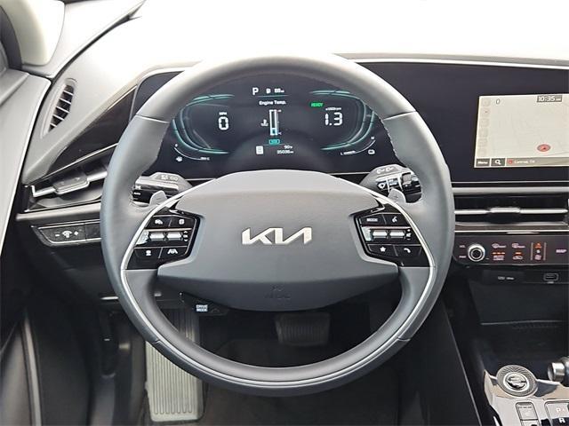 Photo of 2023 Fire Orange Kia Niro