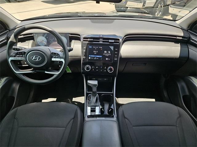 Photo of 2024 Black Pearl Hyundai TUCSON