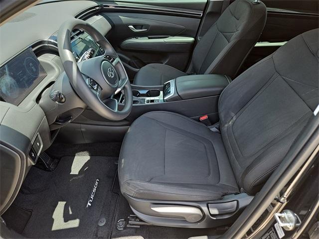 Photo of 2024 Black Pearl Hyundai TUCSON