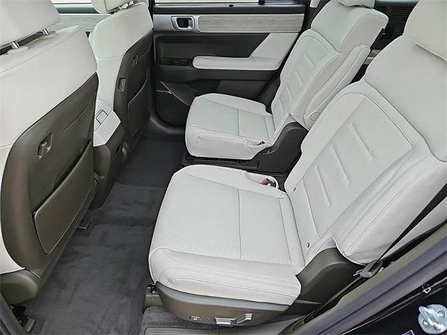 Photo of 2025 Phantom Black Hyundai SANTA FE