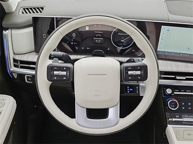 Photo of 2025 Phantom Black Hyundai SANTA FE