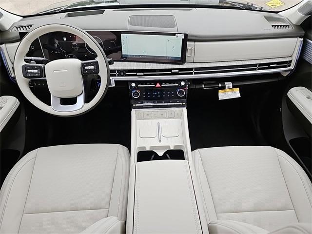 Photo of 2025 Phantom Black Hyundai SANTA FE