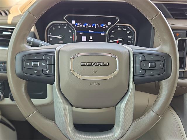 Photo of 2021 Beige Pearl Metallic GMC Yukon