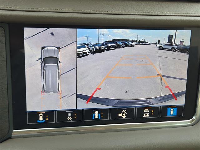 Photo of 2021 Beige Pearl Metallic GMC Yukon