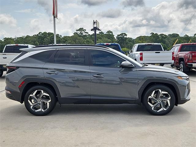 Photo of 2024 Hampton Gray Hyundai TUCSON