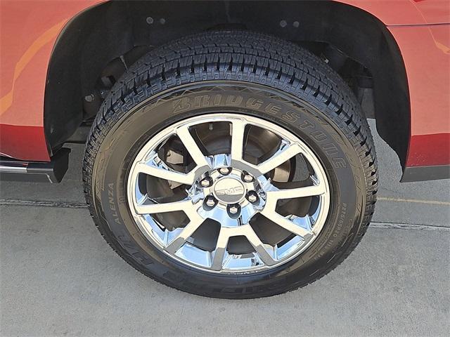 Photo of 2019 Crimson Red Tintcoat GMC Yukon