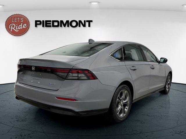 Photo of 2025 Urban Gray Pearl Honda Accord Hybrid