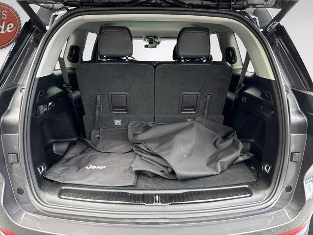 Photo of 2023 Baltic Gray Metallic Clearcoat Jeep Grand Cherokee L