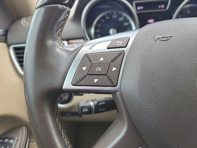 Photo of 2015 White Mercedes-Benz GL-Class