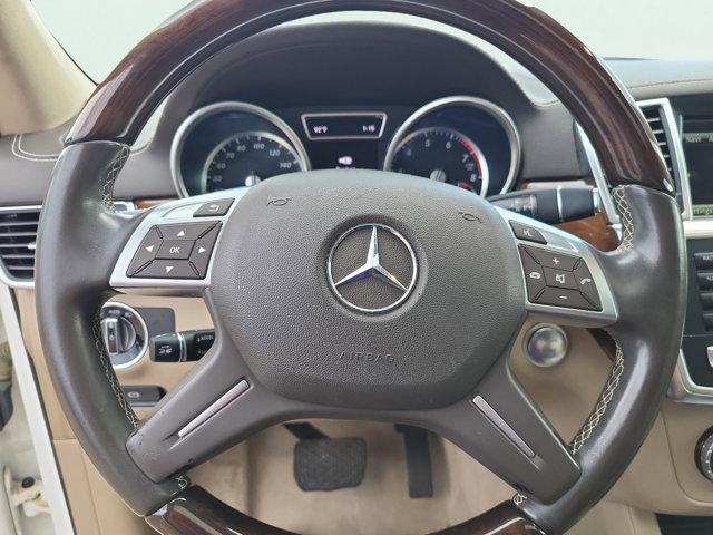 Photo of 2015 White Mercedes-Benz GL-Class