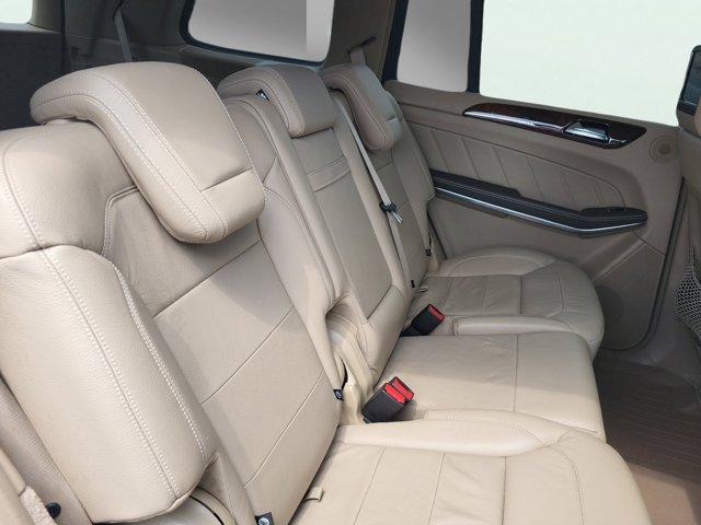 Photo of 2015 White Mercedes-Benz GL-Class