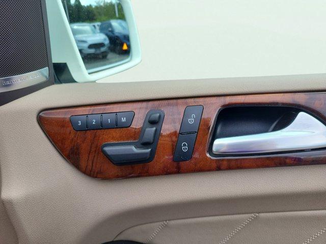 Photo of 2015 White Mercedes-Benz GL-Class